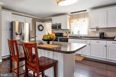 1107 Marlboro Rd, Lothian, MD 20711 - photo 3