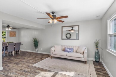 211 Spruce Ct, Jacksonville, NC 28546 - photo 6