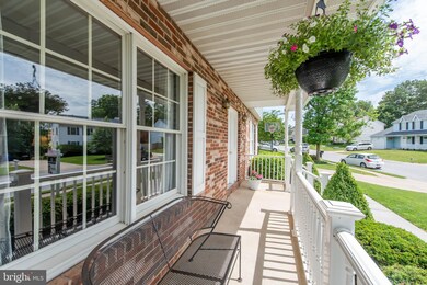 6049 Augustine Ave, Elkridge, MD 21075 - photo 3