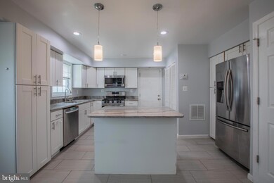 5517 Hunt Place NE, Washington, DC 20019 - photo 7