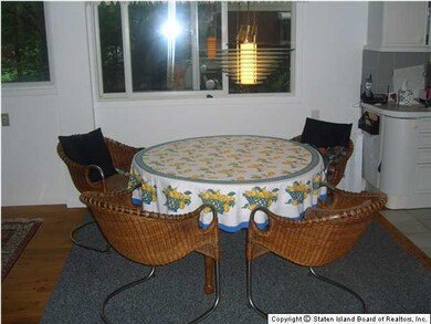 101 Cheshire Place, Staten Island, NY 10301 - photo 3