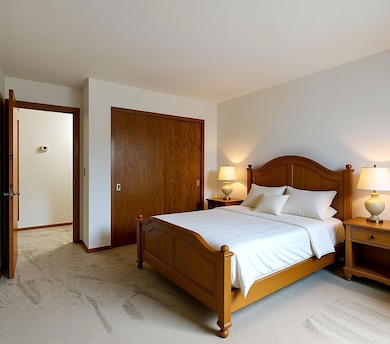 windsor Bedroom 2.jpg