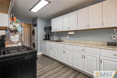 0-93A Beverly Hill Terrace unit 9301, Woodbridge Proper, NJ 07095 - photo 5