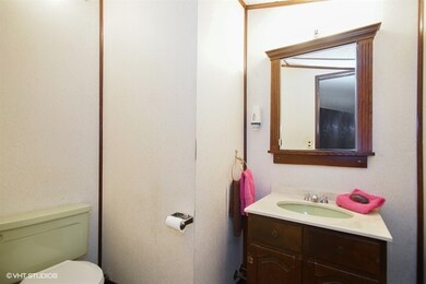 1047 E Prairie Ave, Des Plaines, IL 60016 - photo 4