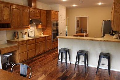 120 Tanglewood Dr, Fredericksburg, TX 78624 - photo 6