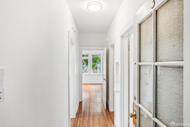 1375 Sacramento St unit 3, San Francisco, CA 94109 - photo 2