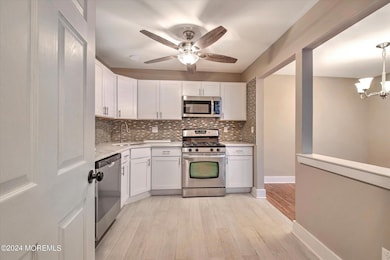 23-KITCHEN