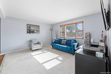 1004 Rottkamp St unit 3, Valley Stream, NY 11580 - photo 6