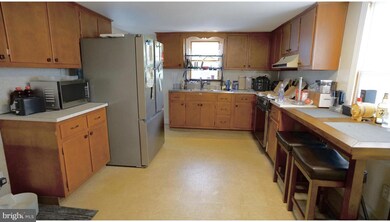 1416 Farmington Ave, Pottstown, PA 19464 - photo 6