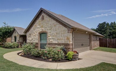 601 Meadow Park Dr, Boyd, TX 76023 - photo 5