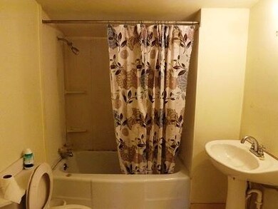 106 Holloway St, Ethridge, TN 38456 - photo 5