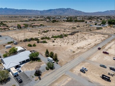 611 W China St, Pahrump, NV 89048 - photo 3