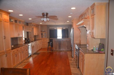 13174 X Rd, Meriden, KS 66512 - photo 3