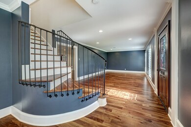 835 Glenchester Dr, Houston, TX 77079 - photo 5