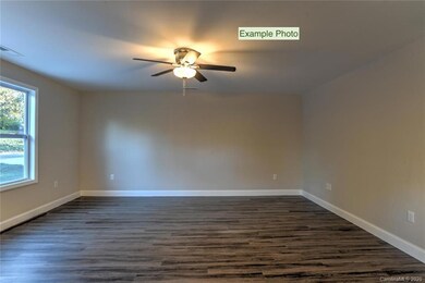 14 Zanes Cove Rd, Asheville, NC 28803 - photo 3