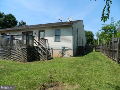 1115 Wabash Ave, Hagerstown, MD 21740 - photo 2