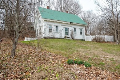 14 Steeple St, Milton, NH 03851 - photo 3