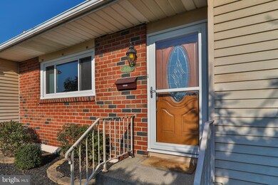 1588 Rudolph Dr, Bethlehem, PA 18018 - photo 4