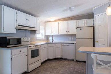 13-Kitchen (5 of 7)