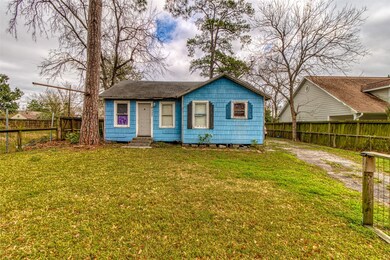4302 Averill St, Houston, TX 77009 - photo 3