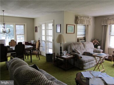 17 Oak Ln, Penns Grove, NJ 08069 - photo 3