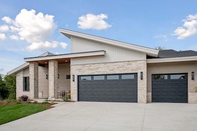 758 Ensconced Way - Spacecrafting - 0003.jpg