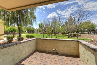 002_Patio