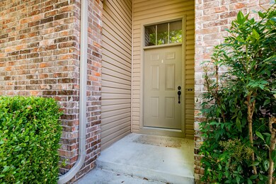 3118 E. Huron-24