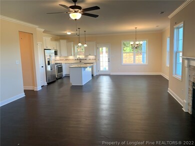 1164 Meadow Creek Rd, Fayetteville, NC 28304 - photo 4