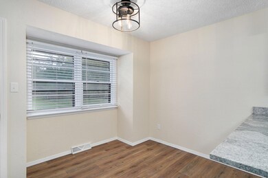 1210 W Berkeley St, Springfield, MO 65807 - photo 6