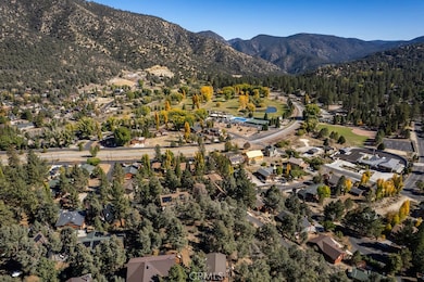 16524 Oakwood Ct, Pine Mountain Club, CA 93222 - photo 7