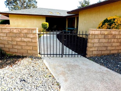 18005 Hacienda Ln, Victorville, CA 92392 - photo 4