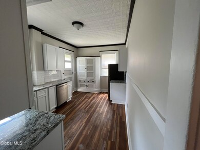 1084 Wendell Ave unit 1, Schenectady, NY 12308 - photo 3