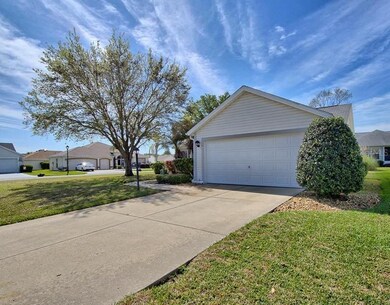 3072 Lansing Way, The Villages, FL 32162 - photo 3