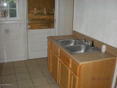 4525 Sunderland Rd, Jacksonville, FL 32210 - photo 5