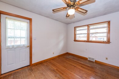 2027 Walnut St, Waukegan, IL 60087 - photo 3