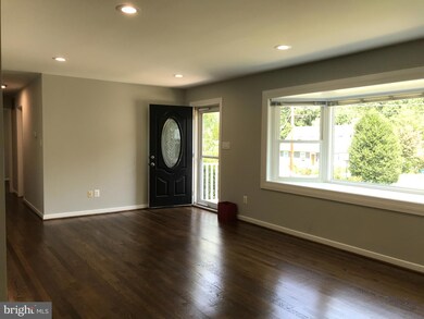 2048 Haycock Rd, Falls Church, VA 22043 - photo 5