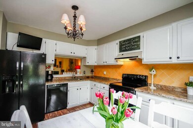 9 Roger Valley Ct, Parkville, MD 21234 - photo 4