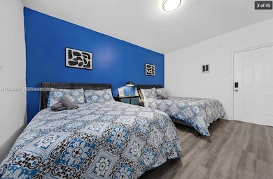 1029 SW 5th St unit 13, Miami, FL 33130 - photo 3