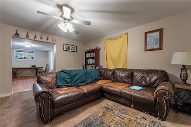 708 Jones St unit 1 & 1/2, Eau Claire, WI 54701 - photo 5