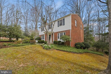 2307 Short Ridge Rd, Reston, VA 20191 - photo 4