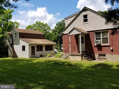 146 Perkasie Ave, Quakertown, PA 18951 - photo 2