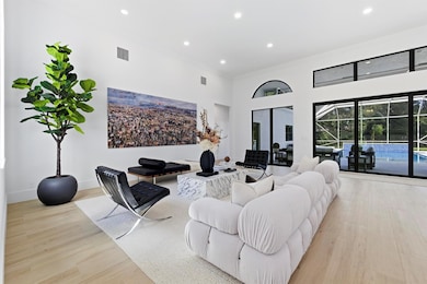 2557 Seminole Cir, West Palm Beach, FL 33409 - photo 3