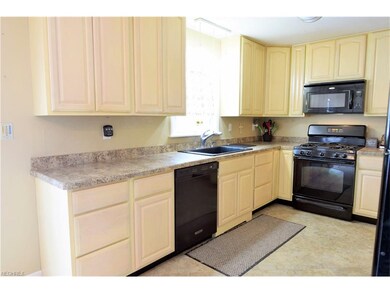 337 Fowler St, Cortland, OH 44410 - photo 7