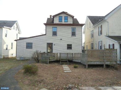 221 Franklin St, Quakertown, PA 18951 - photo 3