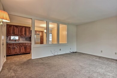 9310 Saric Dr, Highland, IN 46322 - photo 4