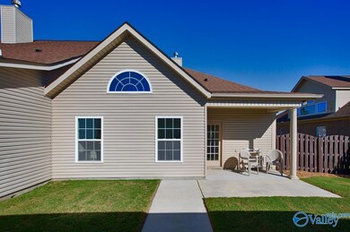 1011 Cresent Falls, Huntsville, AL 35806