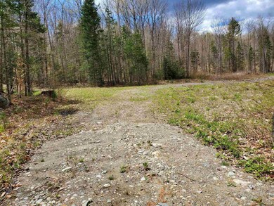 38 Dalton Rd, Dalton, NH 03598 - photo 4