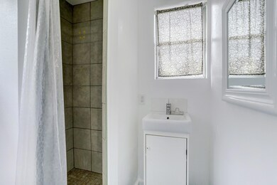 901 Newman Dr unit B, Austin, TX 78703 - photo 7