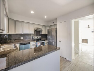 1077 Country Place Dr unit 1077, Houston, TX 77079 - photo 7